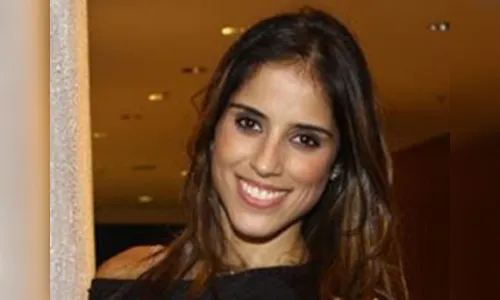 Camilla Camargo fala sobre separação dos pais