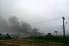 O internauta Diego Guidolin enviou imagens ao Bem Paraná da fumaça provocada pelo incêndio na fábrica