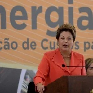 Dilma pede que "cada um cumpra seu papel" sobre energia-Zimmermann