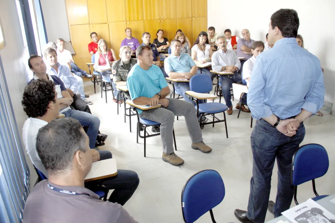 Comitê realiza reunião e cria estratégia contra a dengue
