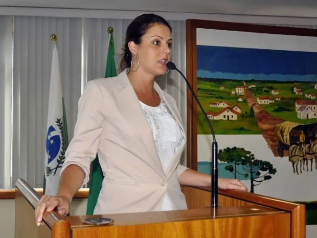 Renata Bueno era 1ª suplente da Câmara de Curitiba (Foto: Câmara Municipal de Curitiba/Divulgação) 