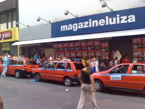 Magazine Luiz e lojas MM realizam megaliquidação (TNONLINE)