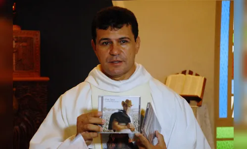 Frei Zeca anuncia evangelizashow em Apucarana e Arapongas