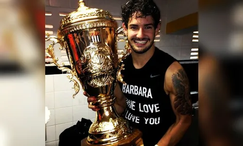 Filha de Berlusconi termina namoro com Alexandre Pato