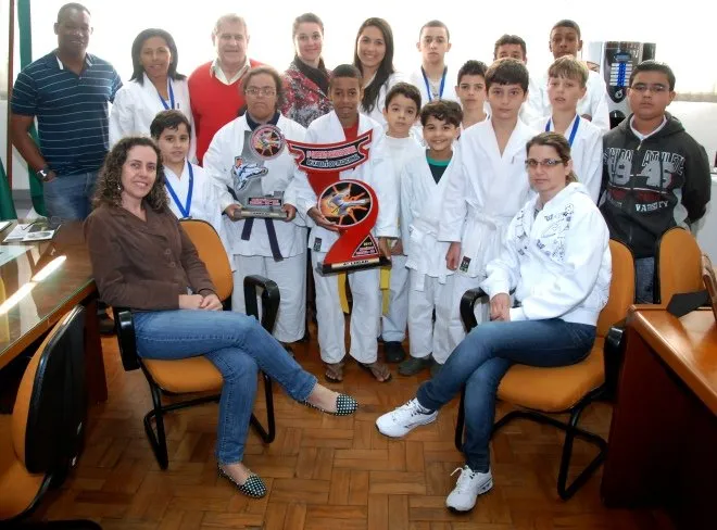  Karatê Do Tradicional é 4º lugar no Campeonato Paranaense Individual