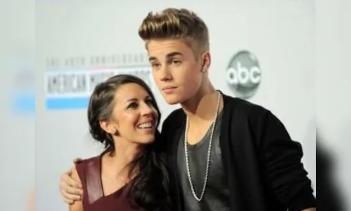 Mãe de Justin Bieber fala sobre atitudes do filho