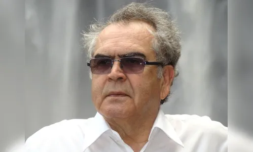 Após AVC, padre Zezinho é internado de novo