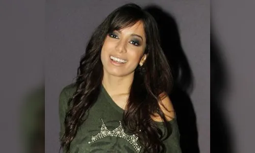 Anitta domina Prêmio Multishow 2013