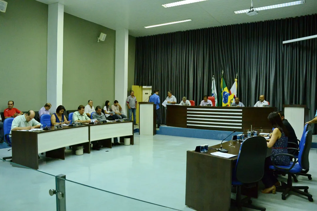 TCE reprova contas de 2012 da Câmara de Apucarana (Foto: Sérgio Rodrigo, da Tribuna do Norte)