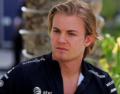 Parece que nossos adversários estão mais próximos, diz Rosberg
