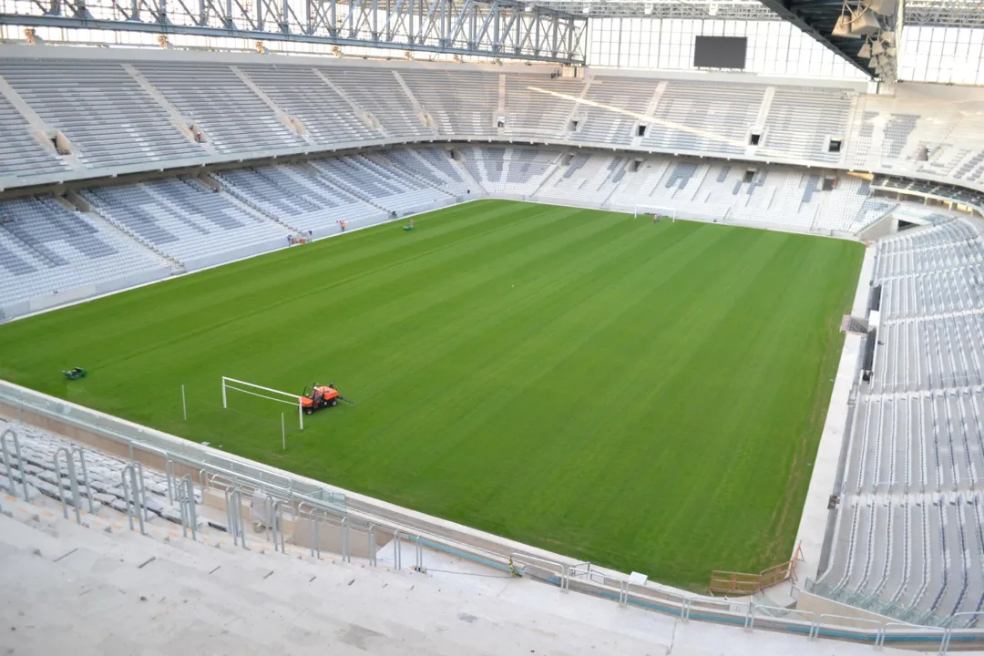 A dez dias de jogo da Copa, Arena da Baixada ainda está em obras