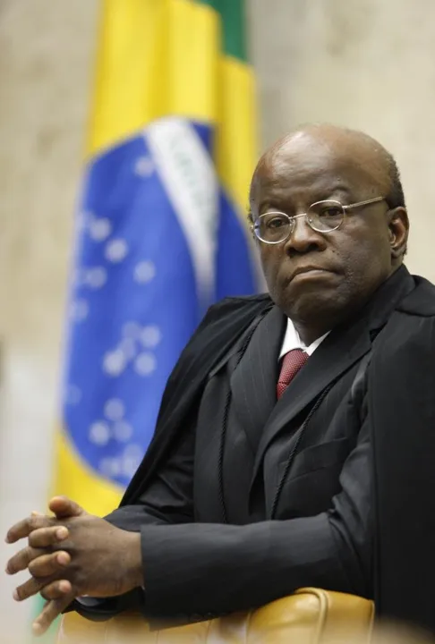Advogado de Genoino é expulso do plenário por Joaquim Barbosa