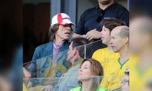Luciana Gimenez defende Mick Jagger da fama de pé-frio
