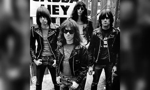 Morre membro original do Ramones