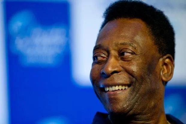 Para Ronaldo, comentário de Pelé sobre caso Aranha foi "desastroso"