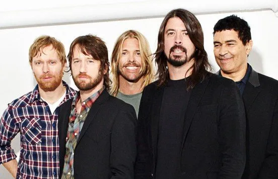 Grupo Foo Fighters confirma quatro shows no Brasil em janeiro de 2015