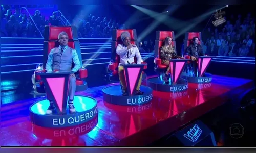 Apresentação de transformista faz jurados chorarem na estreia do The Voice