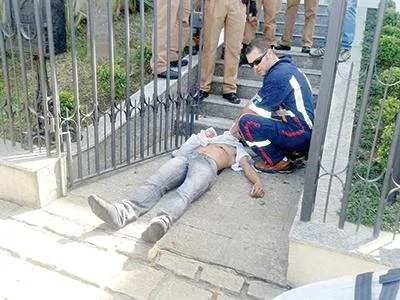 Ladrão morreu quando era socorrido - Foto: Folha de Campo Largo
