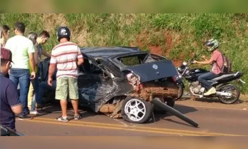 
							Carros colidem entre Jardim Alegre e Ivaiporã
						
						