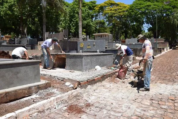 Prefeituras estipulam prazo para realização de obras em cemitérios