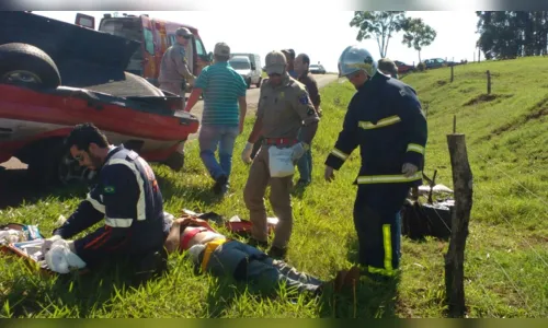 
							Capotamento deixa dois menores feridos; um deles conduzia o veículo
						
						