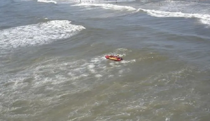 Jovem se afogou no mar de Praia de Leste. (Foto - Agora Litoral)