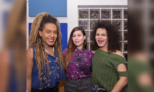 Banda As Bahias lança CD 'Bicha' em show com Pitty