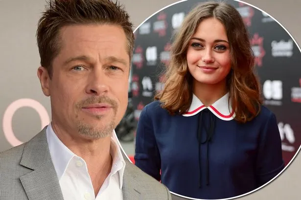 Romance de Brad Pitt e Ella Purnell, de 21 anos, irrita Angelina Jolie  - Foto: The Mirror