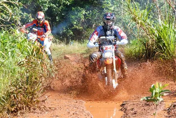 Pilotos de todo o Estado vão competir neste final de semana em Rolândia - Foto: Delair Garcia