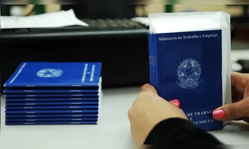 Mais de 40% dos jovens formados ocupam postos de menor qualificação