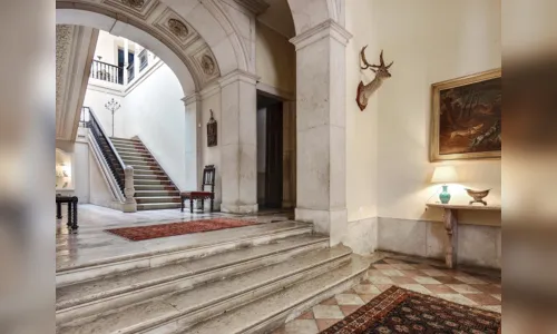 
							Madonna quer morar um ano de graça em palacete antes de comprar
						
						