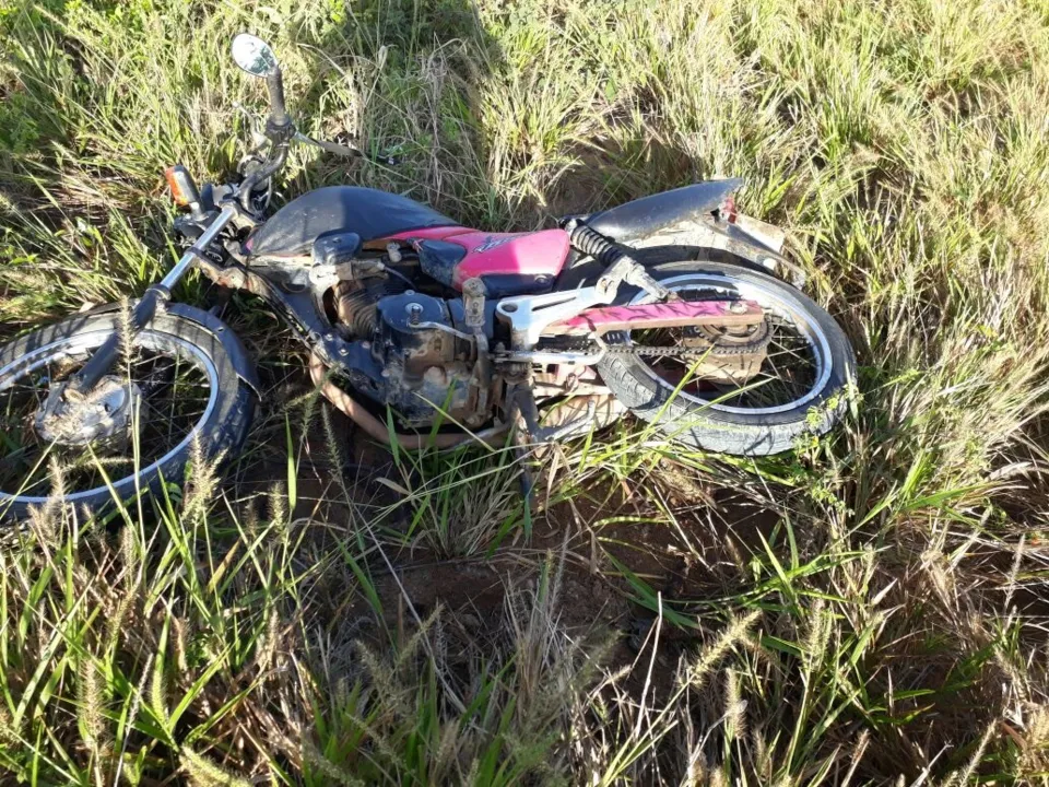 Raio atinge e mata motociclista em movimento no Paraná - Foto - Reprodução