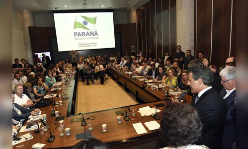 Governo programa modernização tecnológica de escolas estaduais