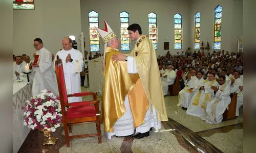 Dom Celso ordena novo sacerdote em Ivaiporã