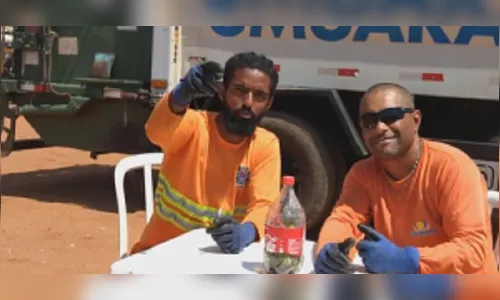 No Paraná, garis criam tutorial de como descartar vidro