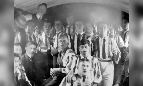 Primeira partida de futebol ocorreu há 108 anos no Paraná