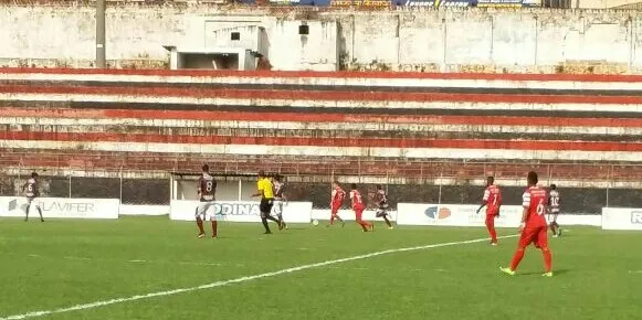 Estádio Olímpio Barreto, em Apucarana, sediou jogo da Terceira Divisão - Foto: Divulgação