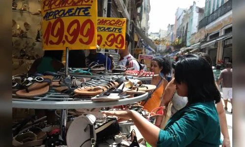 Emprego temporário de fim de ano é oportunidade de contrato definitivo