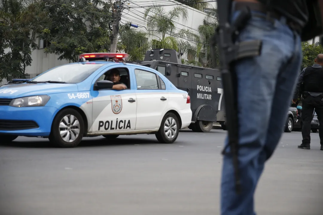 Fraga e Cavalcante reclamam ainda da falta de prioridade para a segurança pública, do desaparelhamento das forças policiais e dos baixos salários - Foto: AGÊNCIA CÂMARA DE NOTÍCIAS