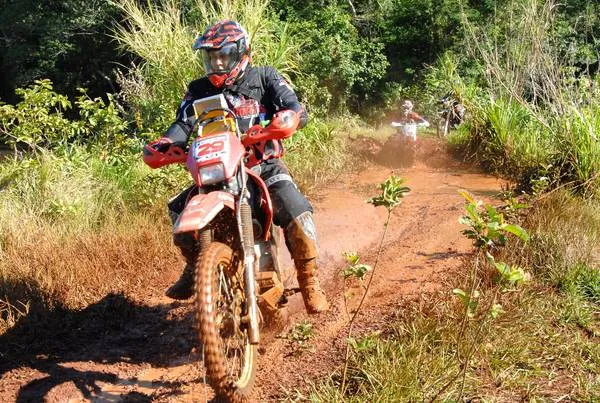 Pilotos de várias cidades da região vão competir em Tamarana - Foto: Delair Garcia