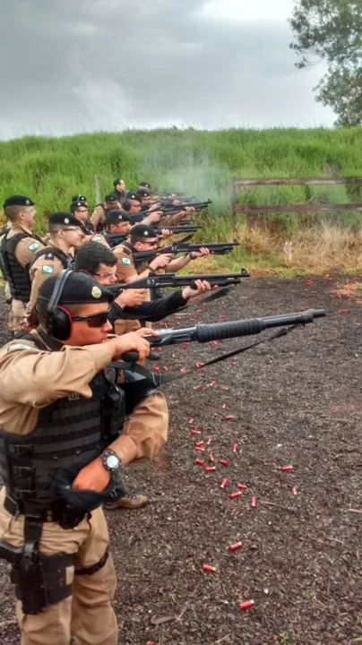 Policiais já estão passando por treinamento com as novas armas. Foto: Divulgação/10ºBPM