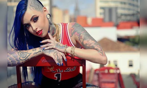 Curitibana passa faixa de Musa Brasil Tattoo