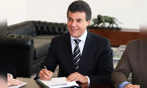 Arapongas vai conceder título de cidadania a Beto Richa