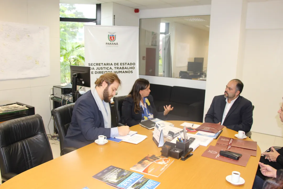 Paraná recebe convite da Onu para integrar banco de informações para refugiados