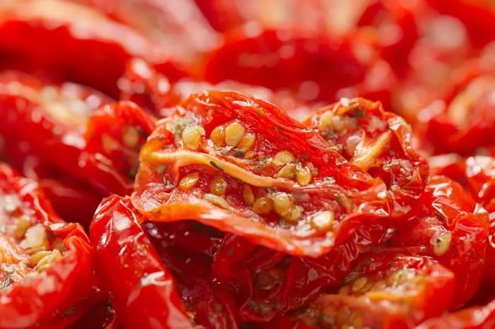 Aprenda a fazer tomate seco