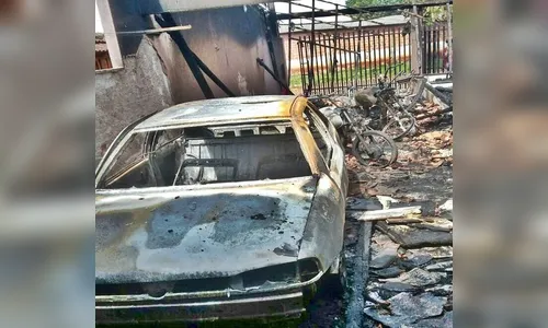 Casa de autor de assassinato é incendiada no distrito de Ubaúna