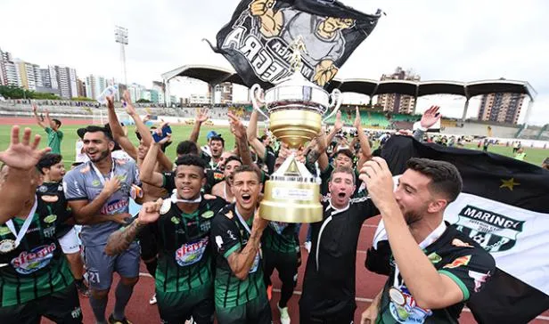 O Maringá Futebol Clube fez a festa no Estádio Regional Willie Davids - Foto: Divulgação/FPF