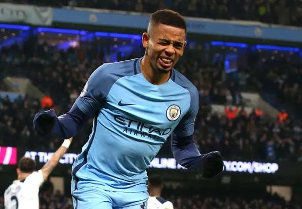 Com 20 jogos, Gabriel Jesus entra no top 10 dos goleadores brasileiros do Inglês - Foto: Goal.com