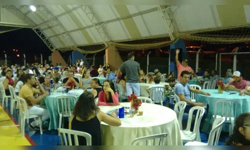 Godoy Moreira realiza jantar em homenagem a servidores públicos