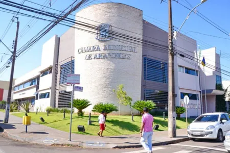 Projeto foi aprovado por unanimidade na Câmara de Arapongas (Foto: Delair Garcia)